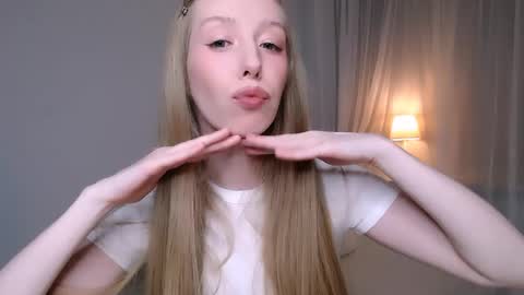 Snapshot of luna_insanity chatting on 05-06-26, 10:59 Luna online show from 05-06-26, 10:59