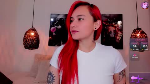 Snapshot of luna_lobooo chatting on 10-21-25, 06:52 LUNA LOBOO online show from 10-21-25, 06:52