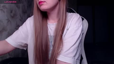 Luna online show from 12-06-24, 03:22