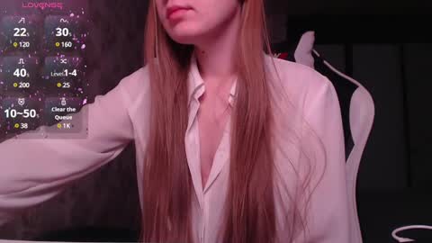 Luna online show from 12-19-24, 09:40