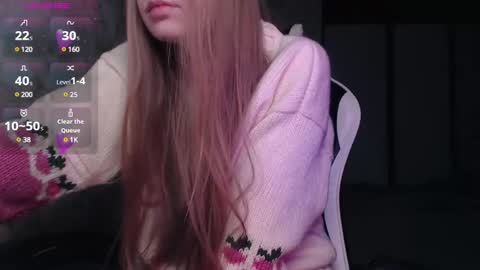 Luna online show from 01-04-25, 12:27