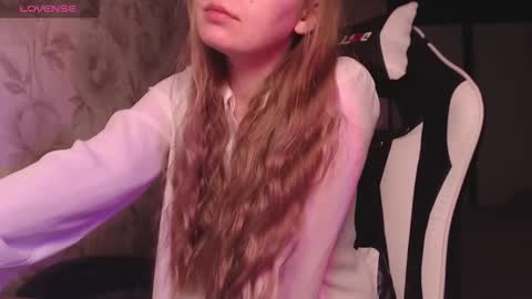 Luna online show from 01-23-25, 11:58