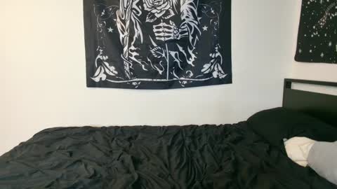 Snapshot of luna_lovelyy chatting on 09-11-25, 04:12 Luna online show from 09-11-25, 04:12