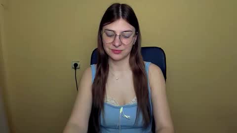 Luna online show from 02-28-26, 08:04