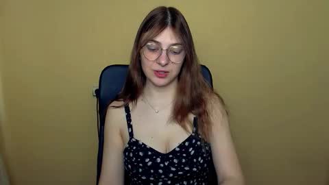 Luna online show from 03-27-26, 10:37