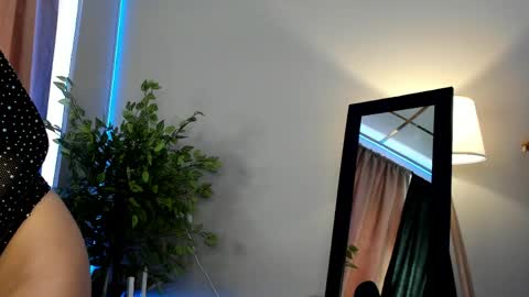 Adele online show from 04-28-26, 01:37