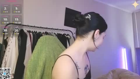 Luna online show from 07-17-26, 01:34