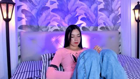 Luna Morgan online show from 10-21-25, 03:51