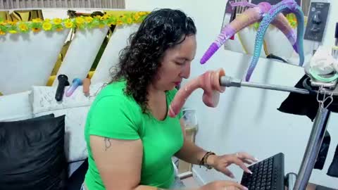 Snapshot of luna_naughty1 chatting on 05-30-26, 06:49 luna_naughty1 online show from 05-30-26, 06:49