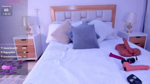 Luna online show from 09-30-25, 11:48