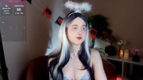 Luna online show from 10-22-25, 09:58