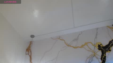 Snapshot of luna_star23 chatting on 11-08-25, 11:43 luna online show from 11-08-25, 11:43