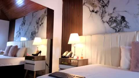  A M M Y  online show from 10-19-25, 11:33