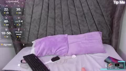 luna_starr69 online show from 09-19-25, 08:20