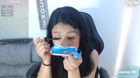 luna_starr69 online show from 12-16-25, 12:54