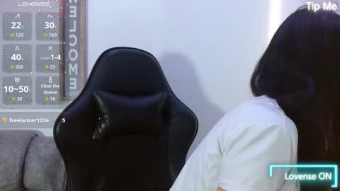 luna_starr69 online show from 12-20-25, 01:07