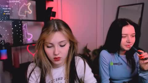 Luna online show from 11-26-25, 05:52