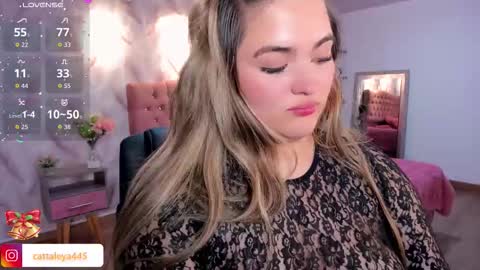  Luna online show from 11-28-25, 03:09