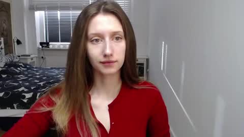 L U N A  online show from 03-09-26, 06:28