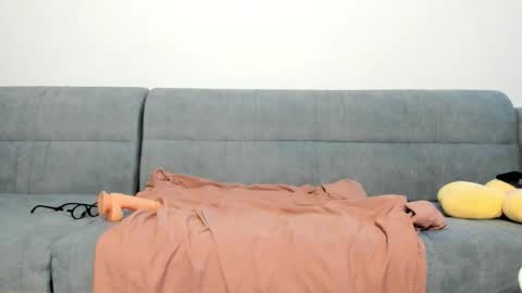      online show from 03-08-26, 02:04