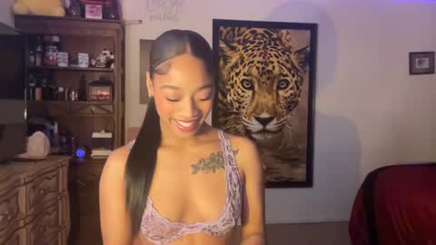 Snapshot of lunaa_11 chatting on 12-03-24, 05:45 lunaa_11 online show from 12-03-24, 05:45