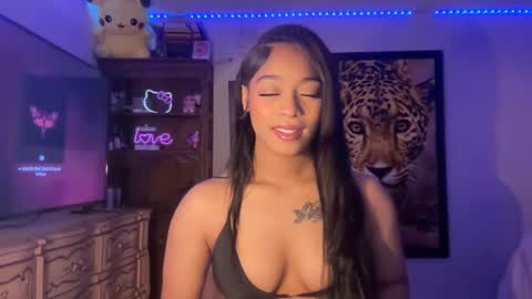 Snapshot of lunaa_11 chatting on 09-15-25, 09:09 lunaa_11 online show from 09-15-25, 09:09