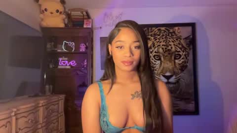 Snapshot of lunaa_11 chatting on 09-16-25, 05:30 lunaa_11 online show from 09-16-25, 05:30