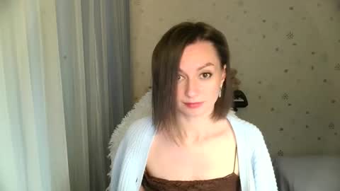 lunaa_bluee online show from 11-23-25, 08:30