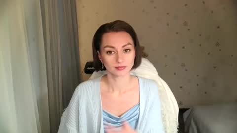 lunaa_bluee online show from 01-16-26, 08:13