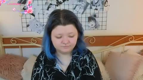 Luna online show from 04-28-26, 05:45