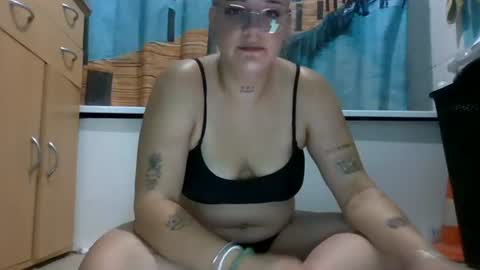 lunab4bygirl online show from 07-27-26, 08:05