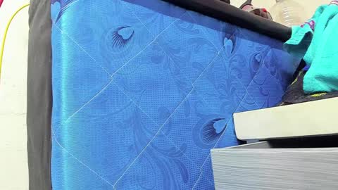 Luna online show from 02-09-25, 03:22