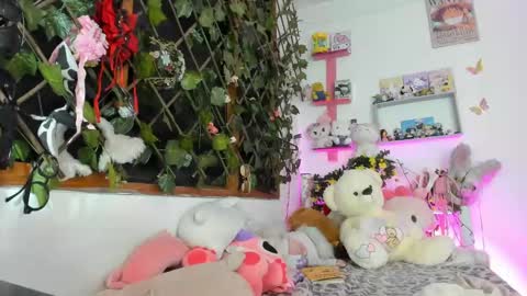 lunacristal_moon online show from 02-13-25, 10:55
