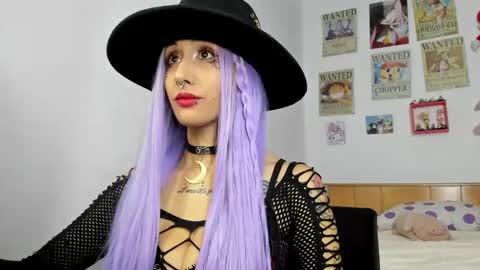 lunacristal_moon online show from 05-28-26, 07:49