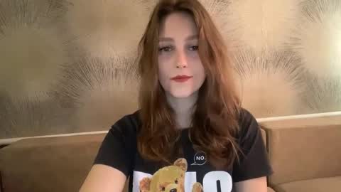 Snapshot of lunafeather chatting on 03-08-26, 05:44 lunafeather online show from 03-08-26, 05:44