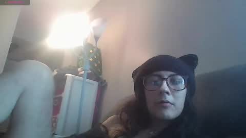 Snapshot of lunafreya92 chatting on 02-01-25, 08:16 Freya online show from 02-01-25, 08:16