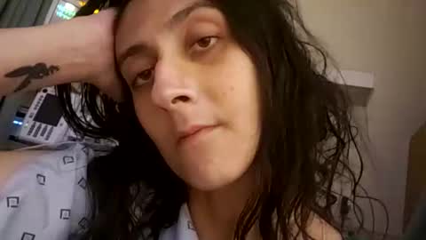 Snapshot of lunafreya92 chatting on 02-17-25, 07:26 Freya online show from 02-17-25, 07:26