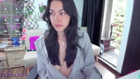 Luna online show from 01-09-25, 12:19