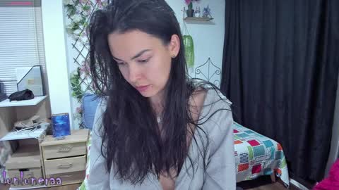 Luna online show from 01-27-25, 02:31