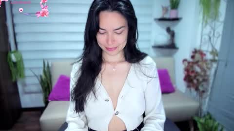 Luna online show from 09-14-25, 03:05