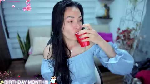 Luna online show from 11-23-25, 01:27