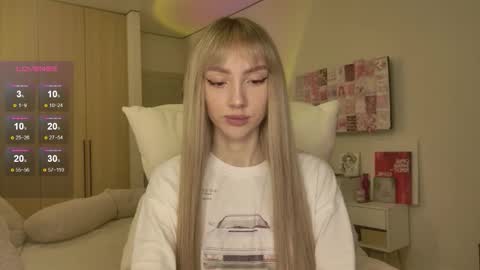 Luna online show from 02-23-26, 07:33