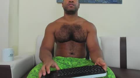 Luna online show from 10-14-25, 08:15