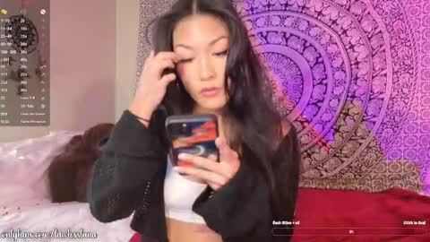 luna dela cruz online show from 01-17-26, 01:54