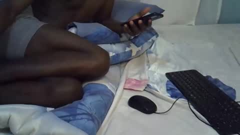 lunalove22_ online show from 09-14-25, 03:33