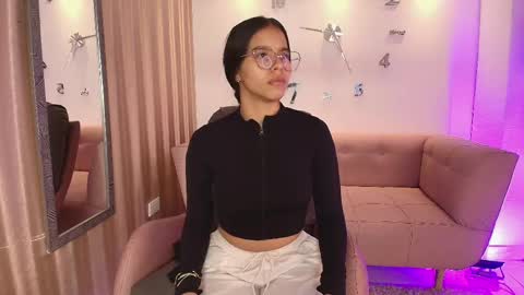 lunamillers_ online show from 04-13-26, 03:45