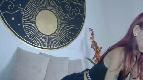 Luna online show from 09-16-25, 07:48