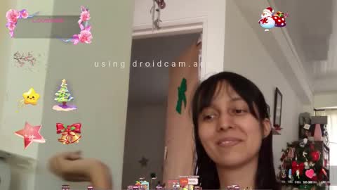 Snapshot of lunamoon_17 chatting on 12-18-24, 05:42 LUNA online show from 12-18-24, 05:42