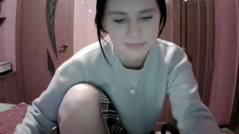 lunamystique_ online show from 01-30-25, 02:49