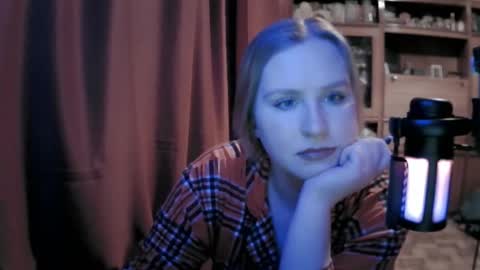 lunamystique_ online show from 02-18-26, 02:07